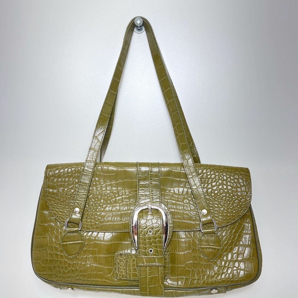 Focus of Paris olive green purse leather made in Italy.